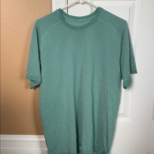 Lululemon Metal Vent Tech: Short sleeve